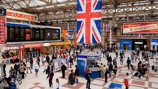 A Walk Through The London Victoria Station London England [upl. by Bodwell]